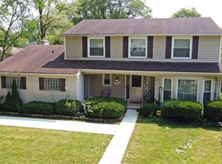 30115 Woodgate Dr, Southfield, MI 48076
