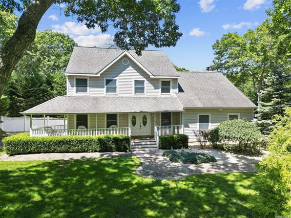 Hampton Bays Real Estate - Hampton Bays NY Homes For Sale | Zillow