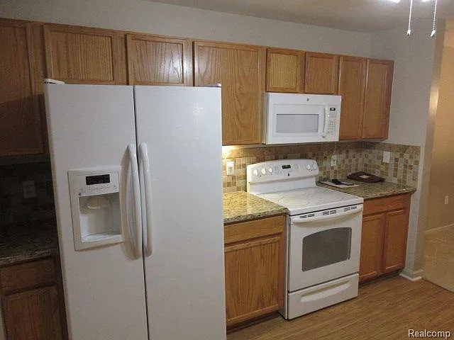 4192 Berkeley Ave — Photo 9