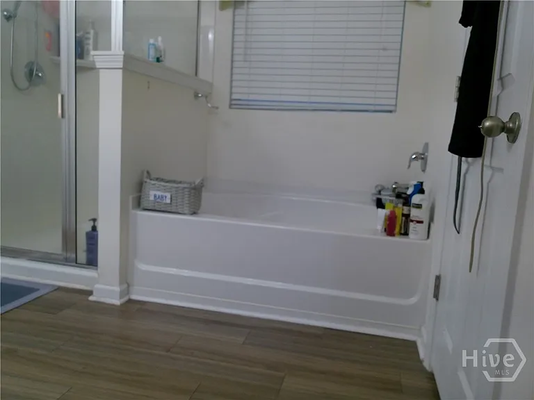 351 Southwilde Way — Photo 15
