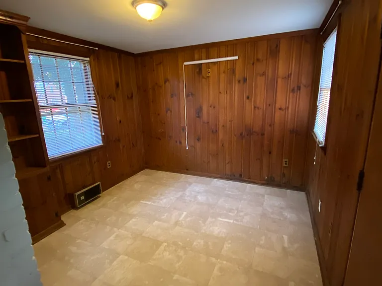 2113 New Berne Rd — Photo 3