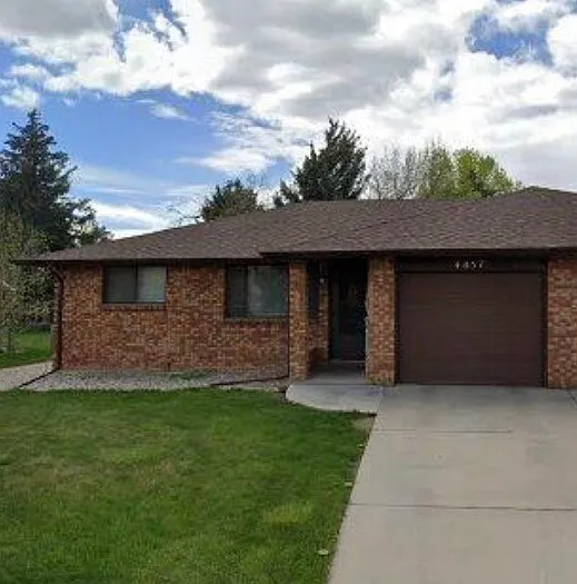 4857 Grant Ave — Photo 1
