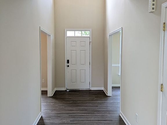 3rd image of 117 Stallings Mill Dr