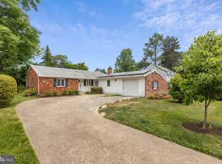 26 Sunset Rd, Newark, DE 19711