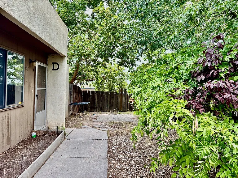 1305 Chelwood NE - D — Photo 2