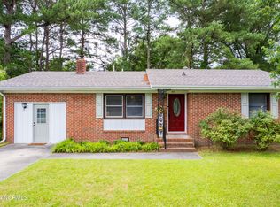 1819 Sanford Dr, Elizabeth City, NC 27909