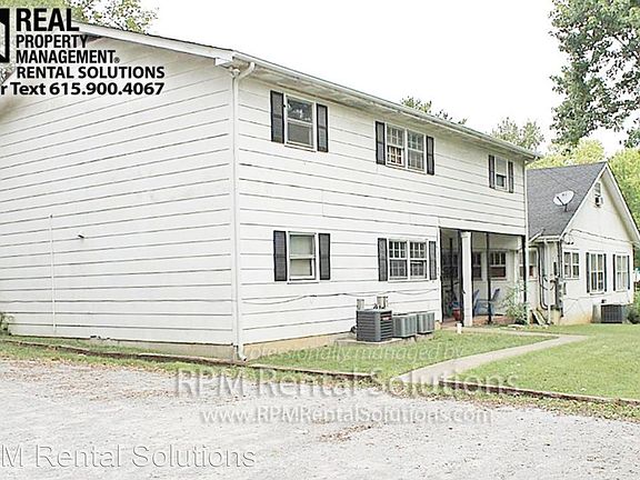 2nd image of 914 Ewing Blvd APT D
