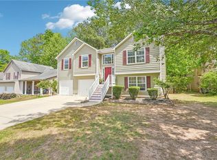 2642 Lake Park Bnd, Acworth, GA 30101