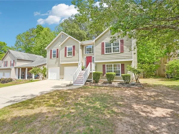 2642 Lake Park Bnd, Acworth, GA 30101