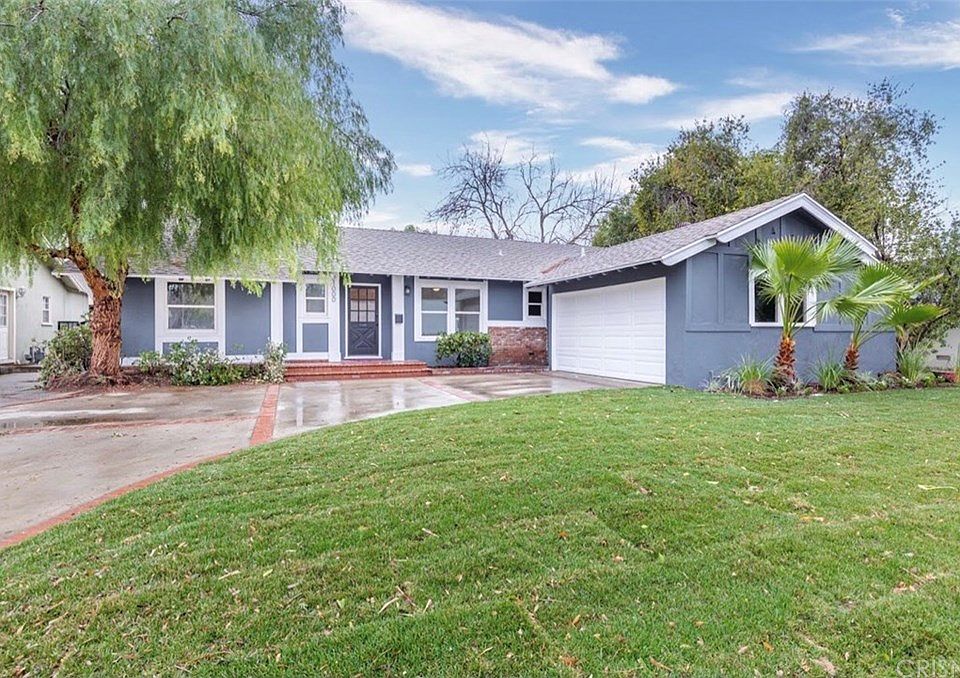1st image of 21000 Cantara St