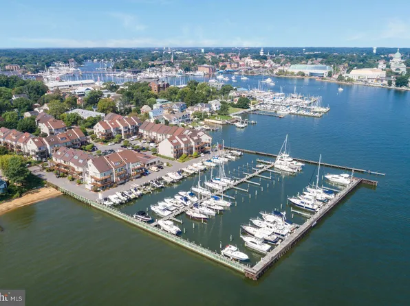 11 Chesapeake Lndg, Annapolis, MD 21403