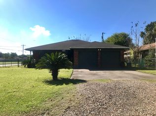 2501 32nd Ave N, Texas City, TX 77590