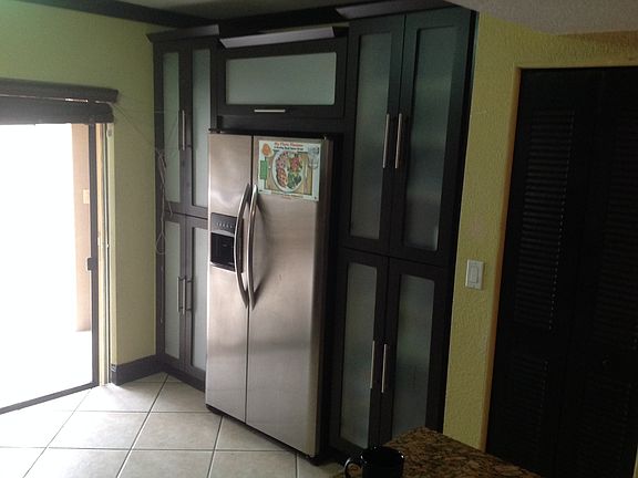 4th image of 1905 SW 107th Ave APT 1207