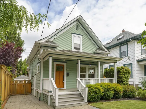 3633 SE Washington St, Portland, OR 97214