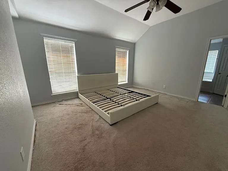 5409 Wagon Wheel Ave — Photo 9