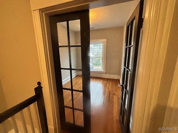 4th image of 2815 W Grace St