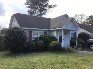 215 Old Oak Dr, Elizabeth City, NC 27909