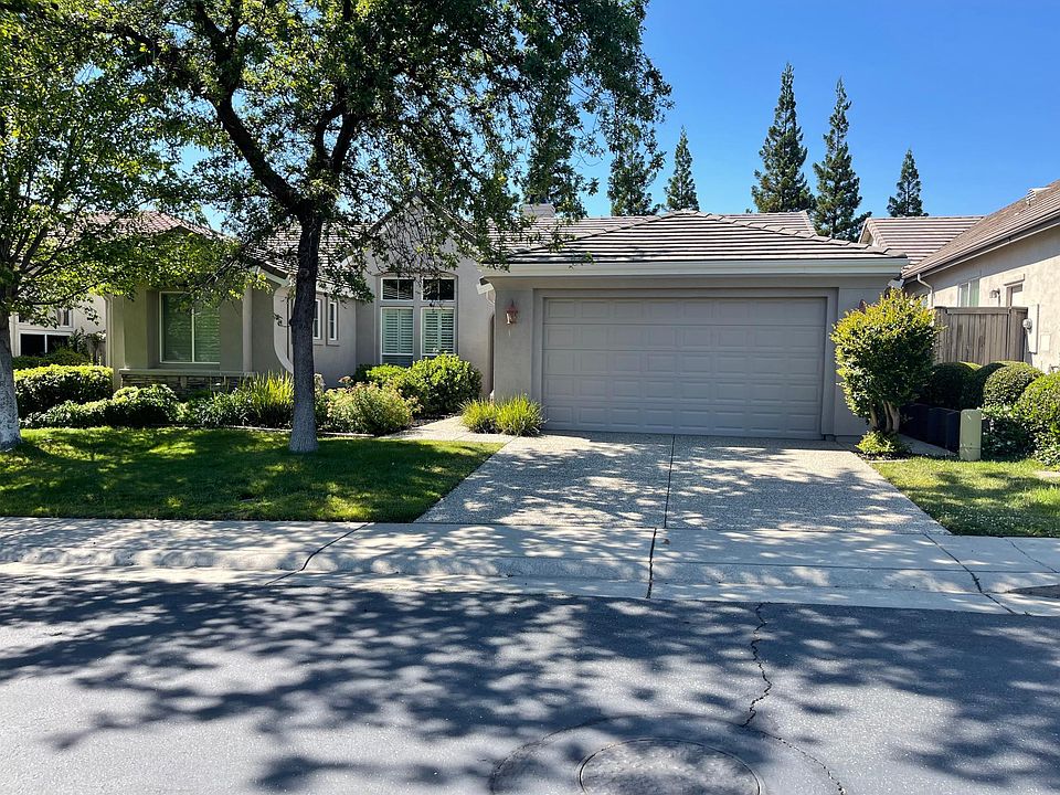1st image of 1888 Grey Owl Cir