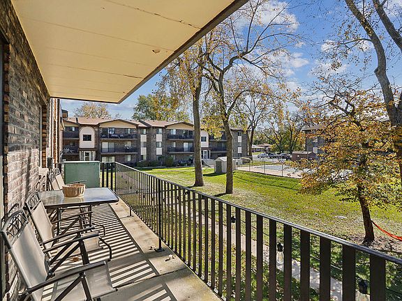 2nd image of 5009 135th St APT 20