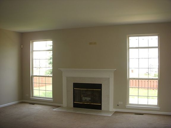 3rd image of 1934 Westridge Blvd