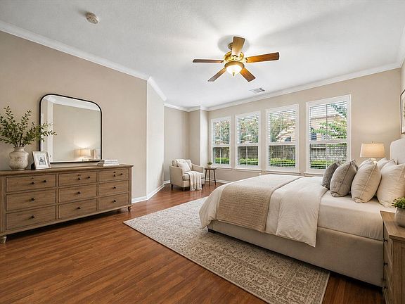 4th image of 3319 Shadowfern Dr