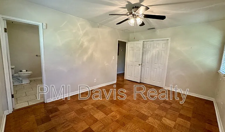 2543 Holly Point Rd W — Photo 10