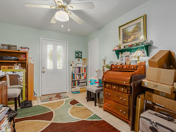 5th image of 2905 W Highland Ave