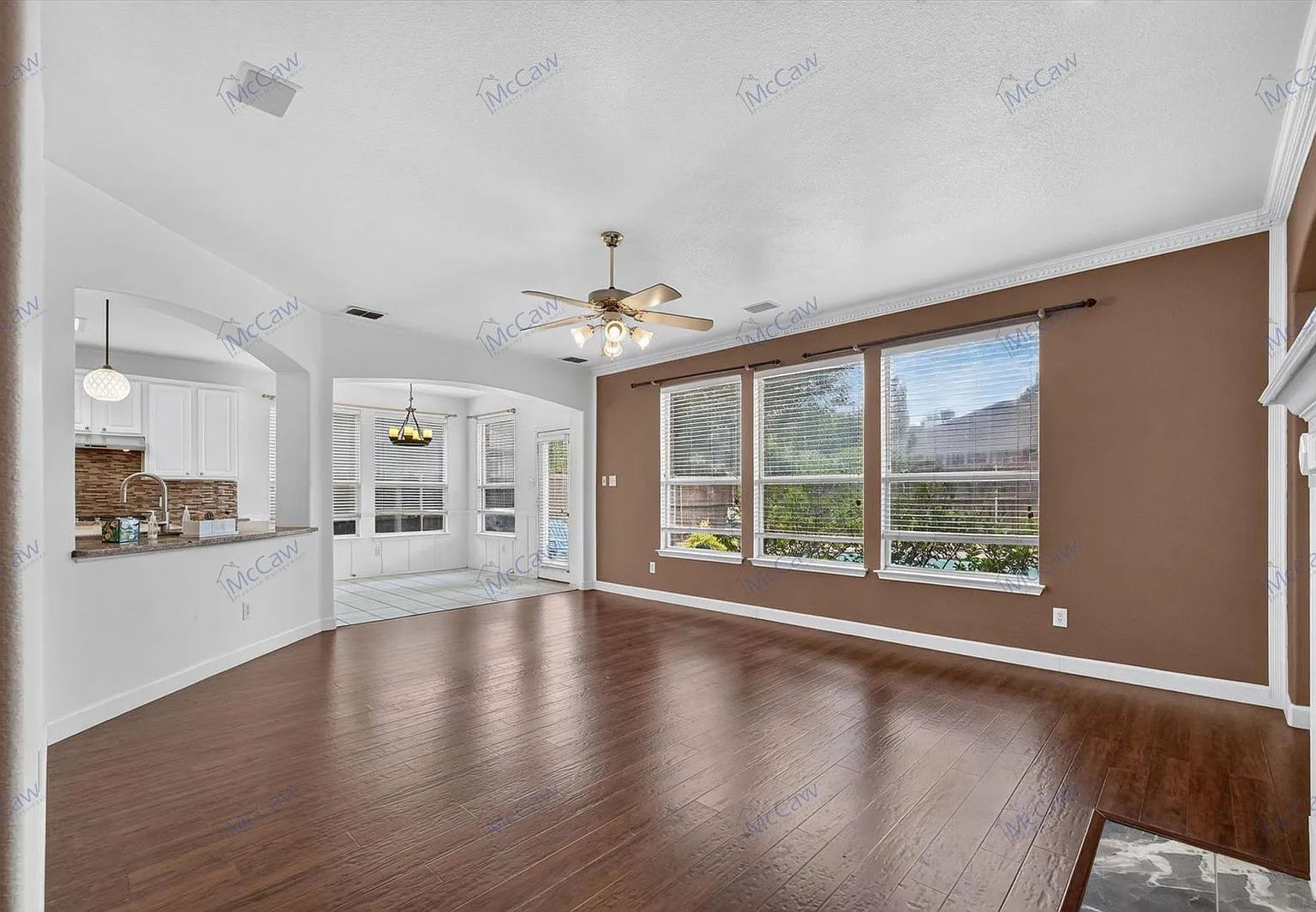 5 bed, 3.5 bath, 3100 sqft, $3,750 — Photo 3