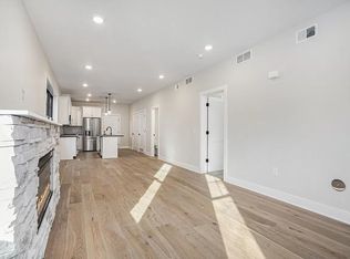 629 Fairview Ave NE, Grand Rapids, MI 49503