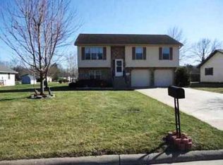 903 Keoway Dr, Keosauqua, IA 52565