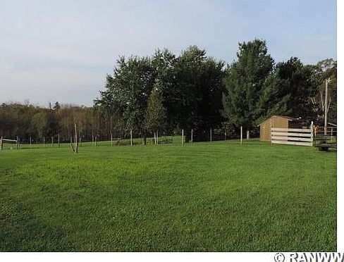 4th image of 590 195th Ave