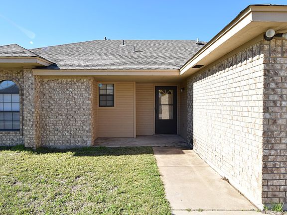 5th image of 2305 Cross Timber Dr