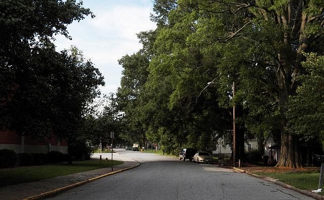 2nd image of 43 Mill St