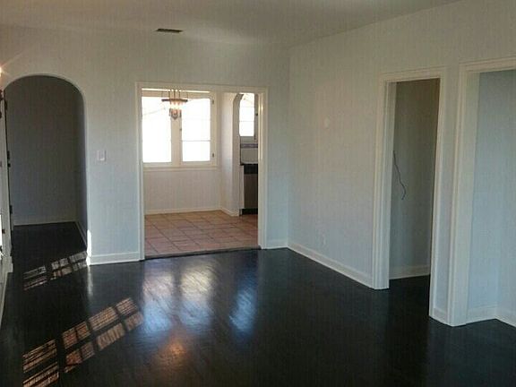 4th image of 1312 Montana St