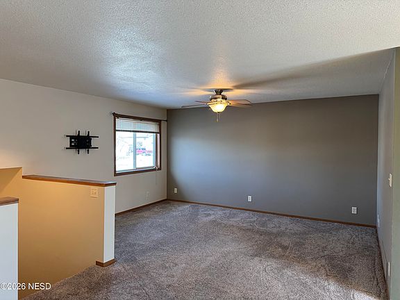 4th image of 1830 Northridge Dr