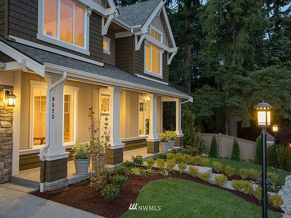 5th image of 95 XX 132nd Avenue NE