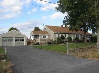215 Shun Pike Rd, Esperance, NY 12066