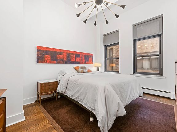 5th image of 529 W 42nd St APT 5B