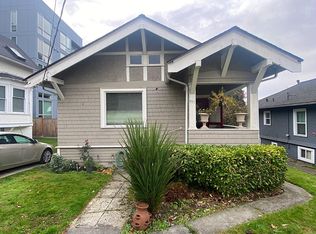 911 NE 71st St, Seattle, WA 98115