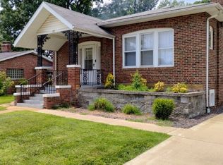 17 S 74th St, Belleville, IL 62223