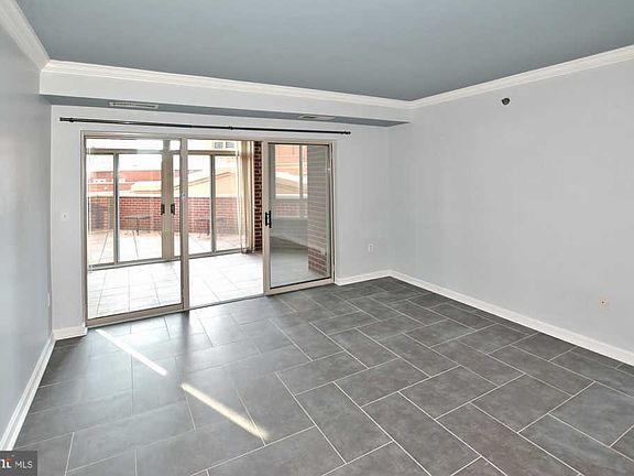 5th image of 2181 Jamieson Ave #3-406