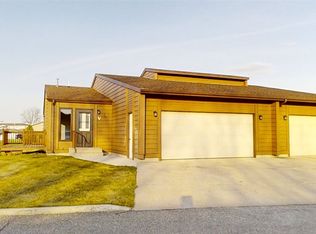 1545 32nd Ave SW APT E, Minot, ND 58701