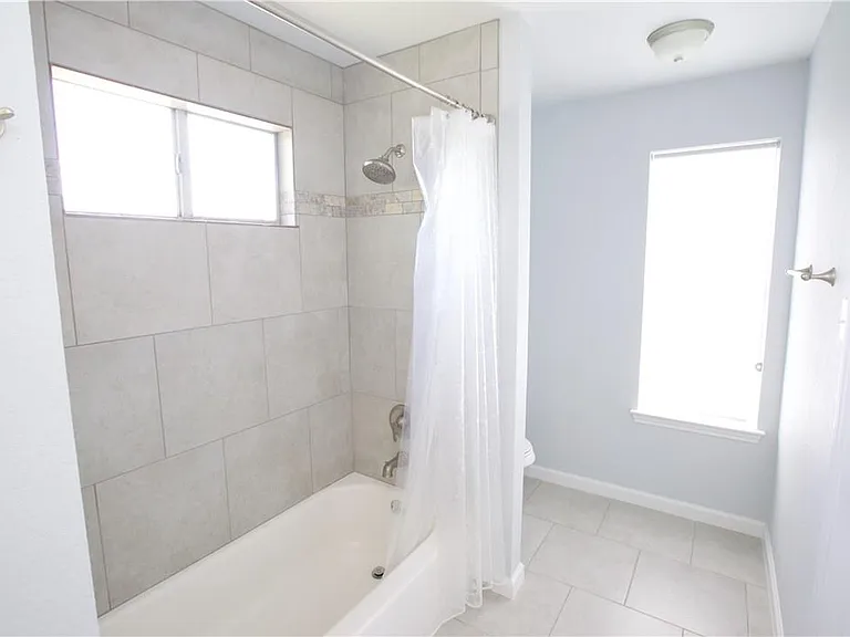 1314 Garden Path Dr — Photo 9