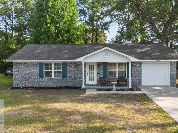 1453 Enterprise Dr, Hinesville, GA 31313