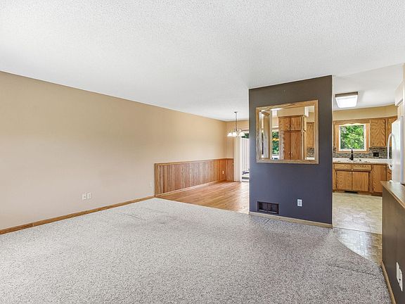 5th image of 6312 Stark Rd