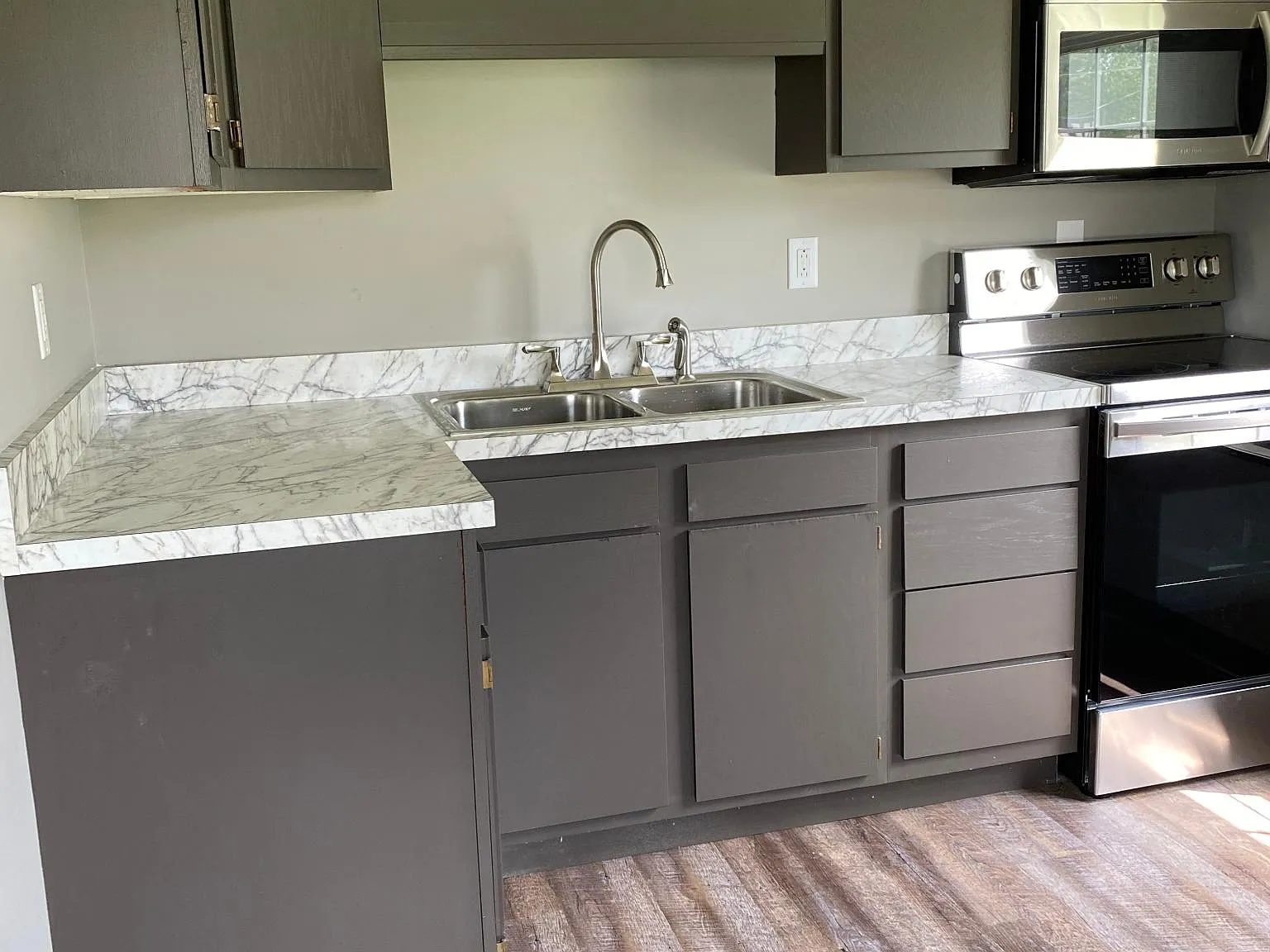 936 Roosevelt Blvd — Photo 3
