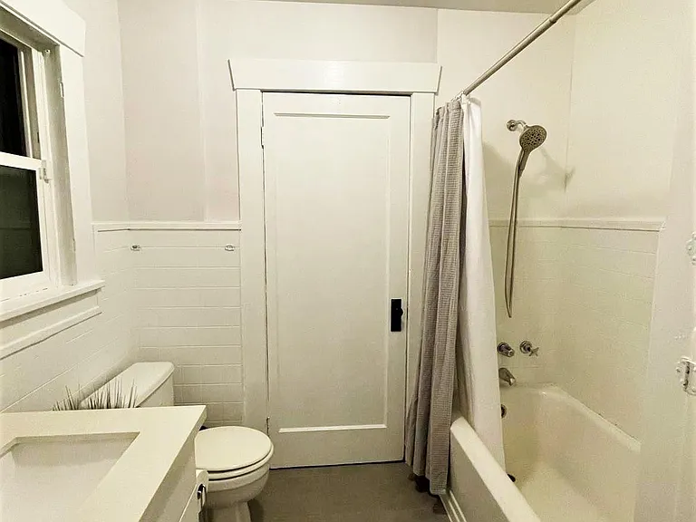 Bathroom #1 (jack & jill) between bedroom #1 and #2.