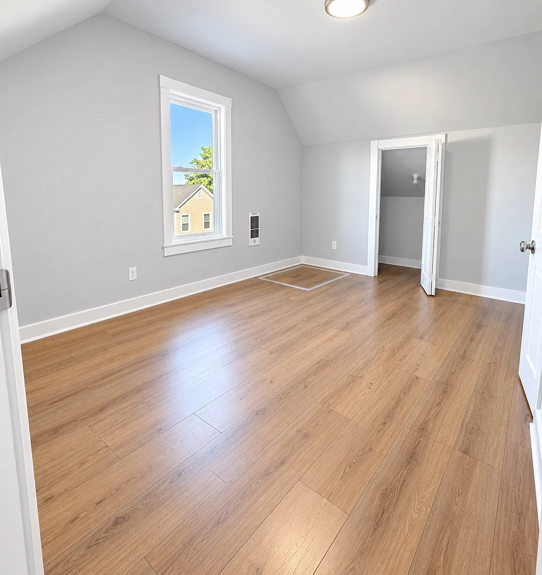 2 bed, 1200 sqft, $1,700 — Photo 4