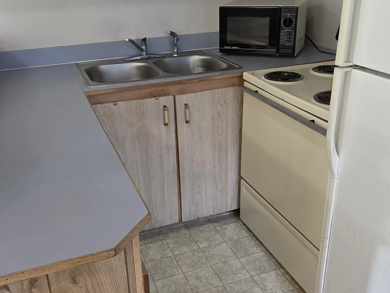 1 bed, 700 sqft, $1,375 — Photo 3