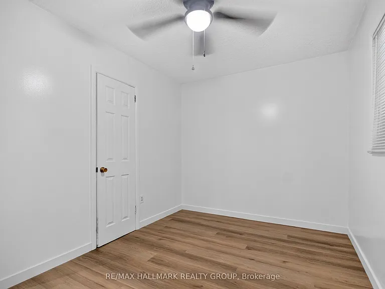 1125 Kenaston St — Photo 12